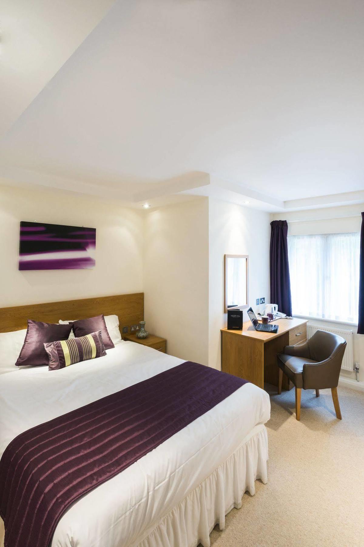 Hotel Cim Business Centre Maidenhead Exterior foto